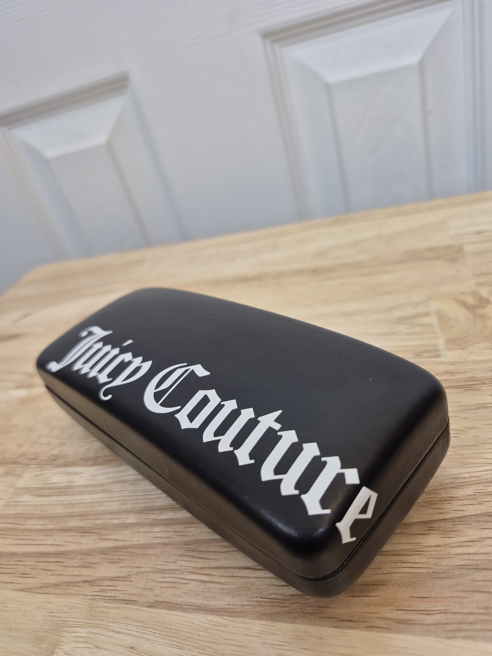 Juicy Couture Black Hard Eyeglasses Case & Branded Cleaning Cloth NWT Y2K